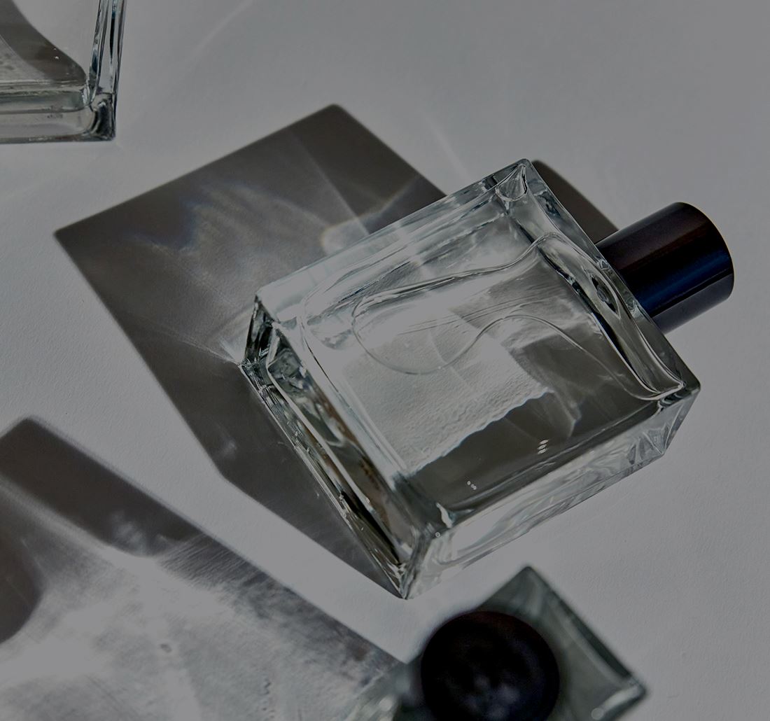 Parfum au frigo : une bonne façon de conserver sa fragrance plus longtemps ?